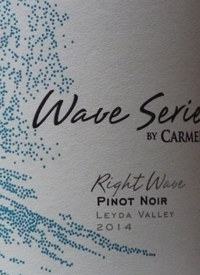 Wave Series by Carmen Right Wave Pinot Noirtext