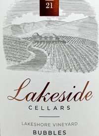 Lakeside Cellars Bubbles Lakeshore Vineyardtext