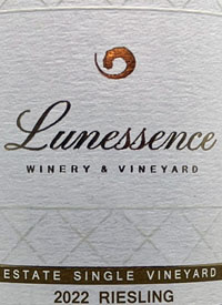 Lunessence Estate Single Vineyard Rieslingtext