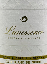 Lunessence Estate Single Vineyard Blanc de Noir Rosétext